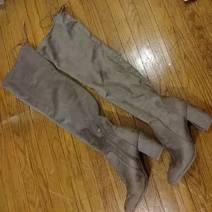 Christian Siriano size 12 over the knee boots